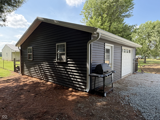 Listing Image 56
