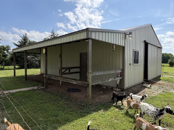 Listing Image 61