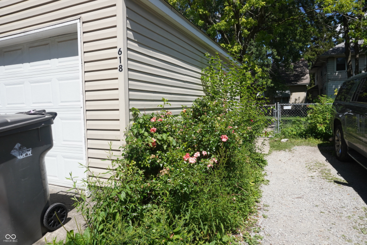 Listing Image 43