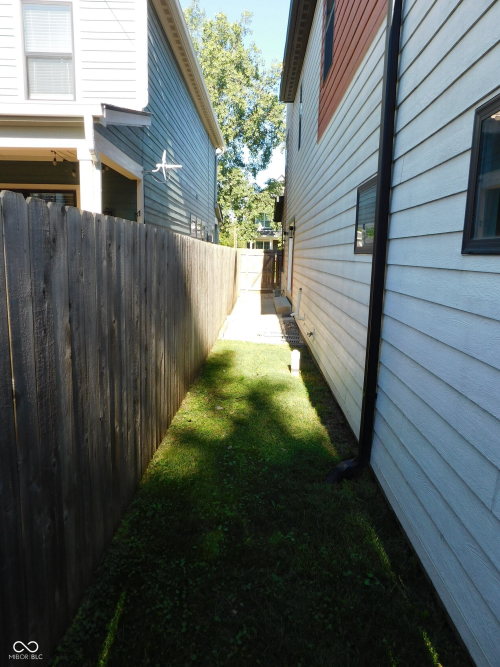 Listing Image 40