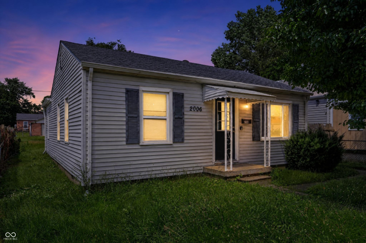 Listing Image 2