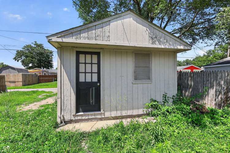 Listing Image 27