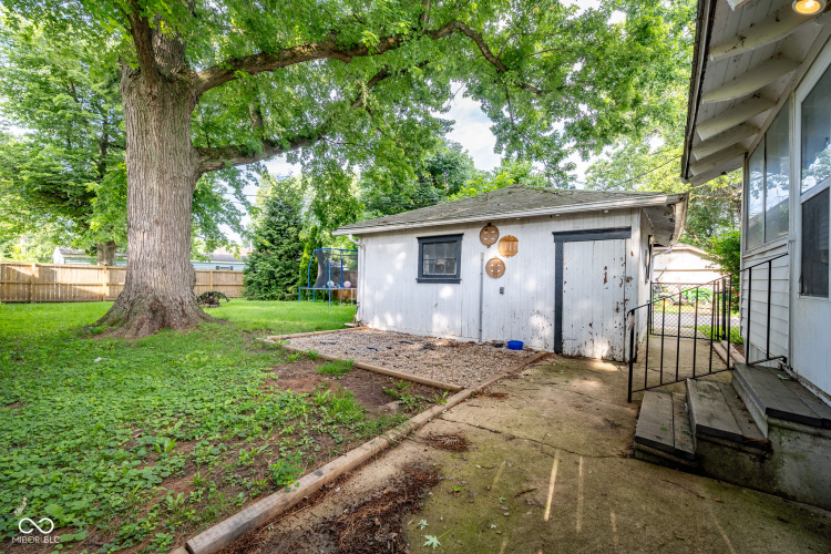 Listing Image 40