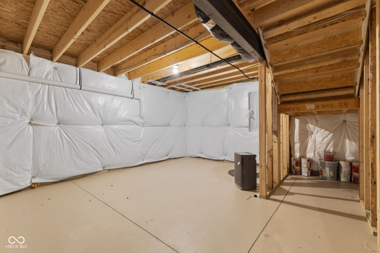 Listing Image 45
