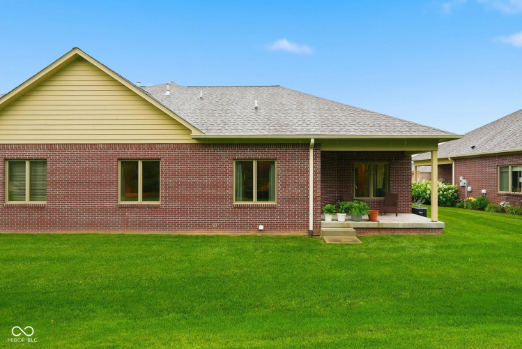 Listing Image 32