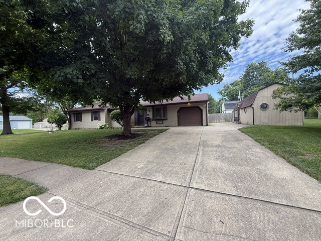 Listing Image 4