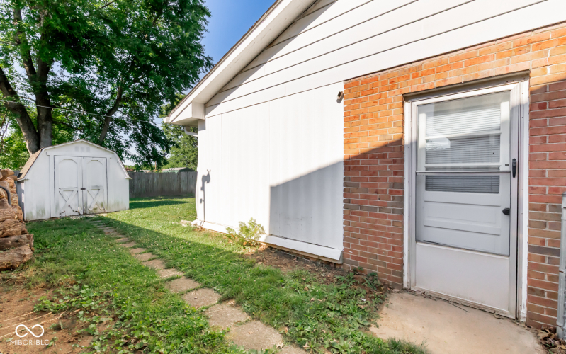 Listing Image 14