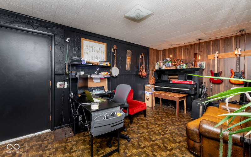 Listing Image 65