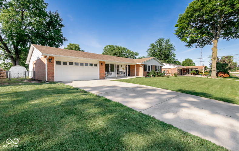 Listing Image 8