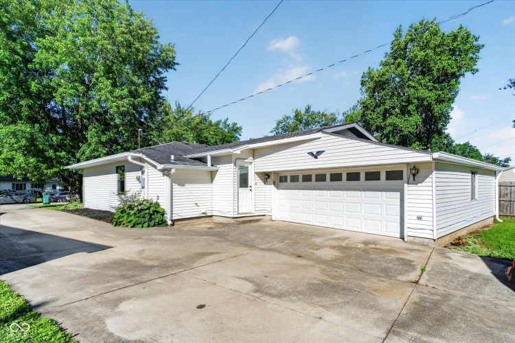 Listing Image 27