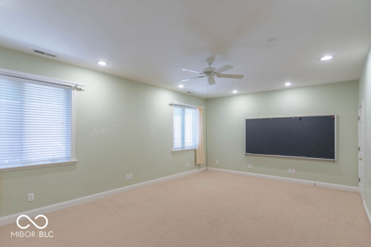 Listing Image 38