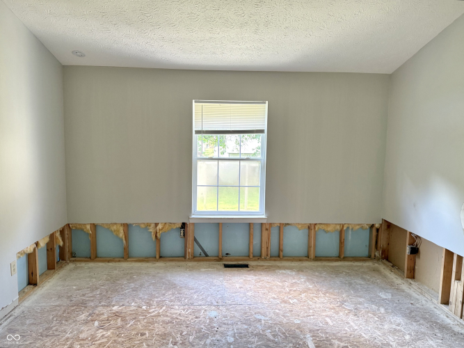 Listing Image 42