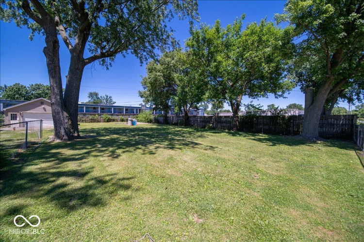 Listing Image 18