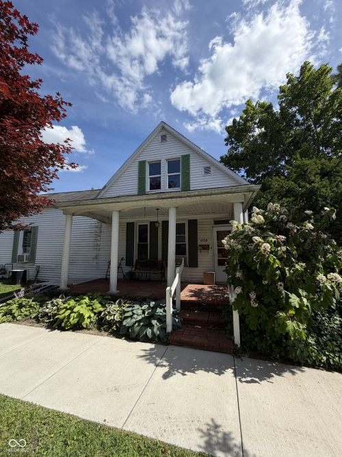Listing Image 3
