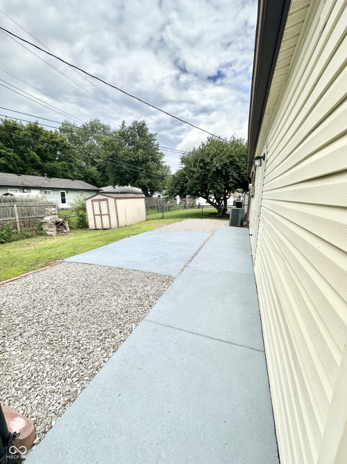 Listing Image 20
