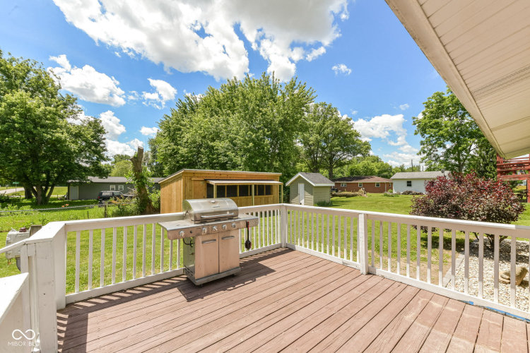 Listing Image 18