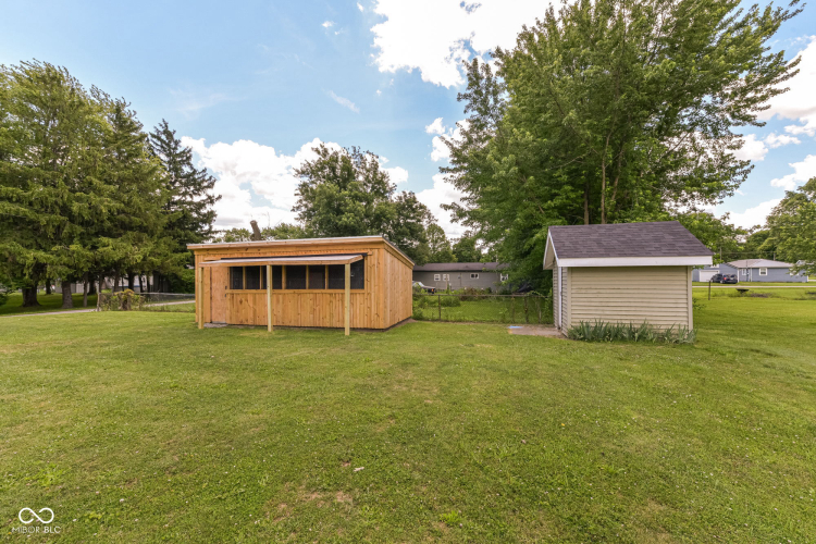 Listing Image 22