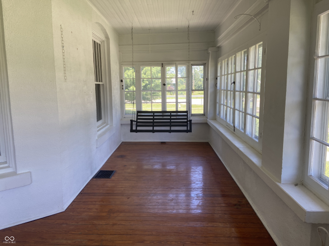 Listing Image 29