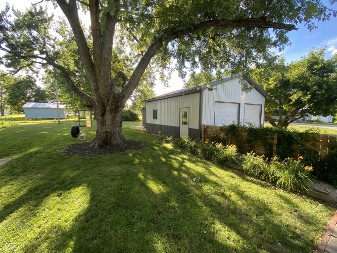 Listing Image 48