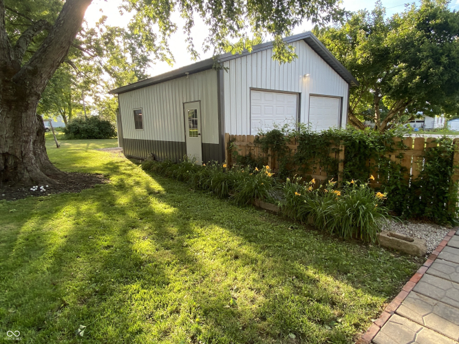 Listing Image 58