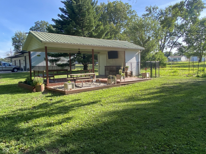 Listing Image 63
