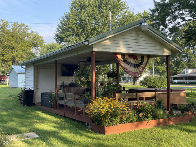 Listing Image 77