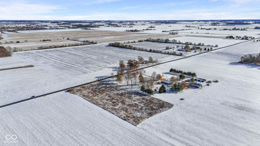 Listing Image 17