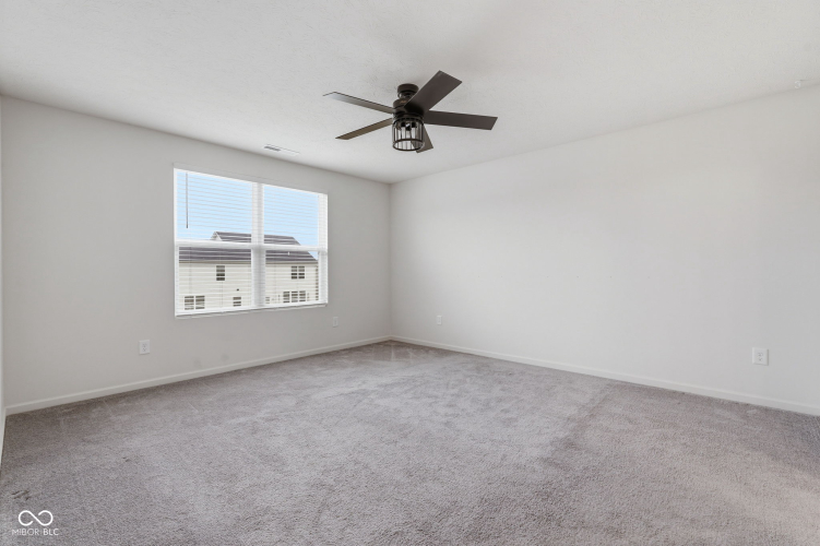 Listing Image 28