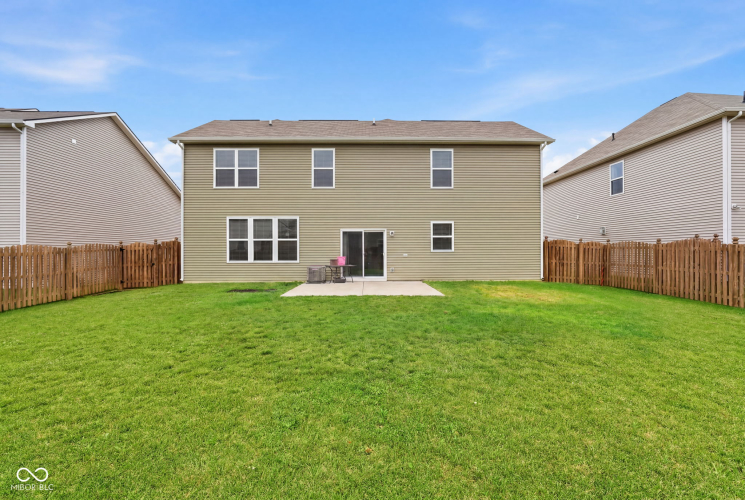 Listing Image 45