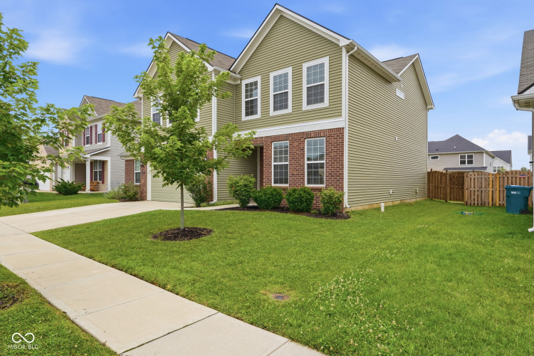 Listing Image 52