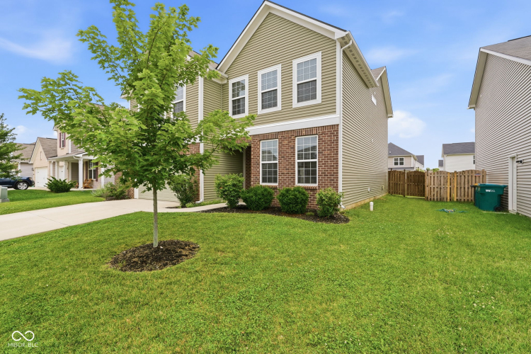 Listing Image 53