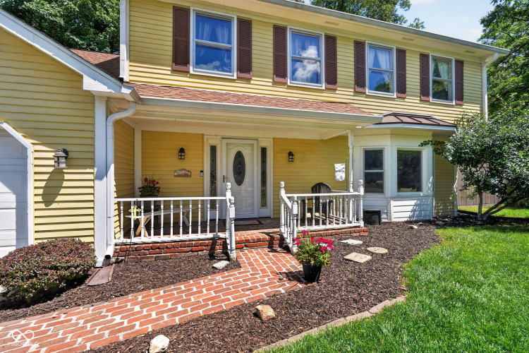 Listing Image 3
