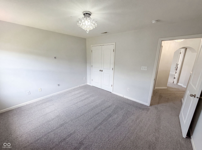 Listing Image 24