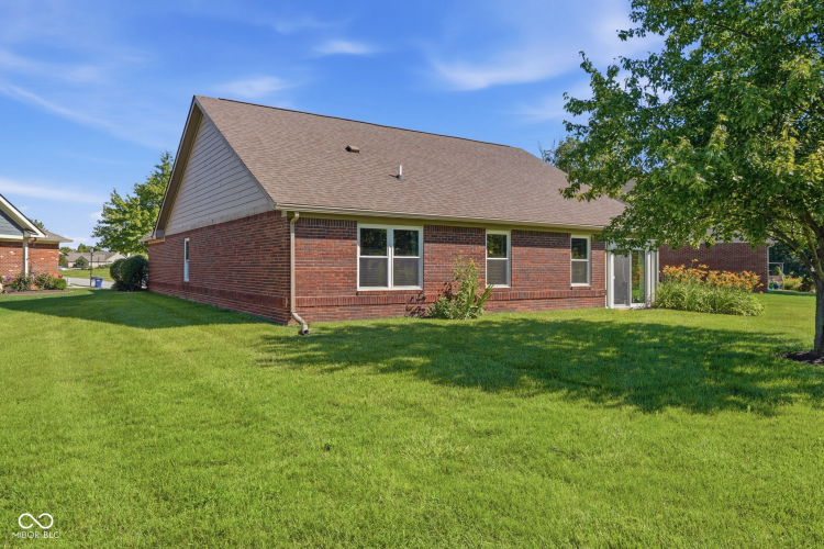 Listing Image 44