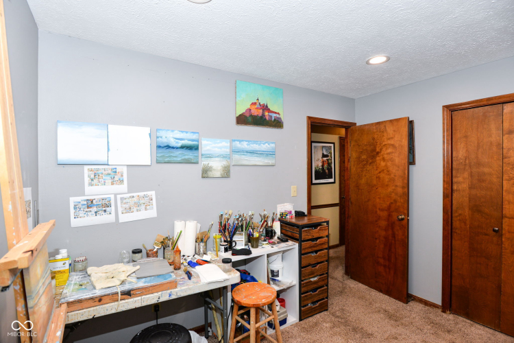 Listing Image 24