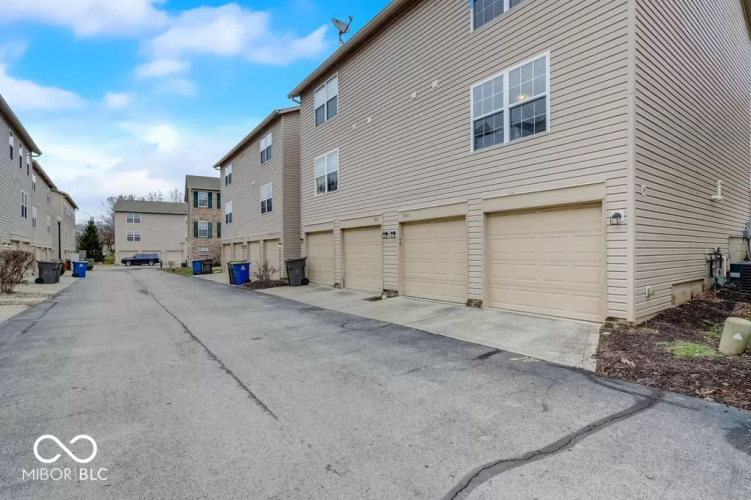 Listing Image 34