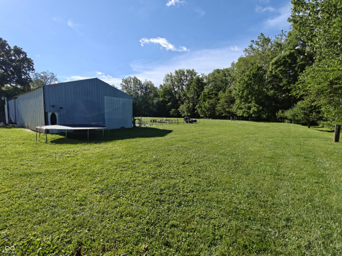 Listing Image 64