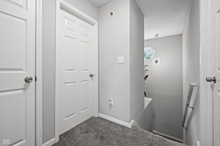 Listing Image 24