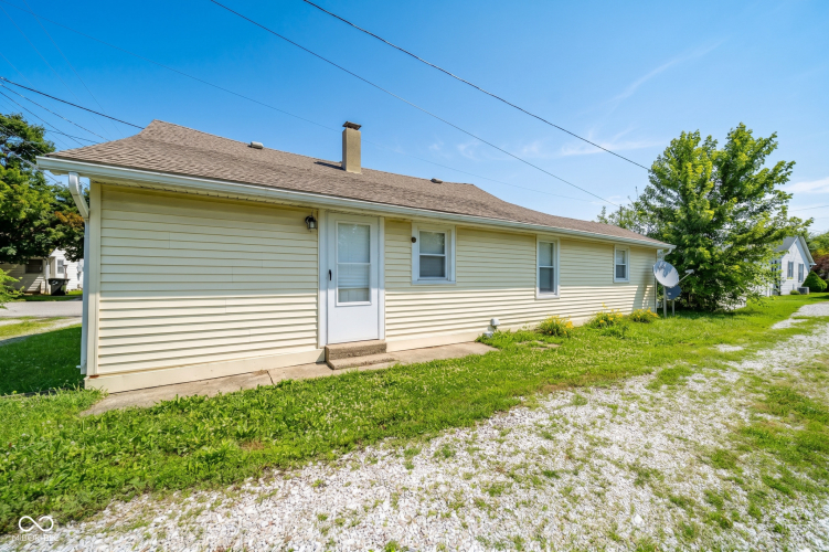 Listing Image 40