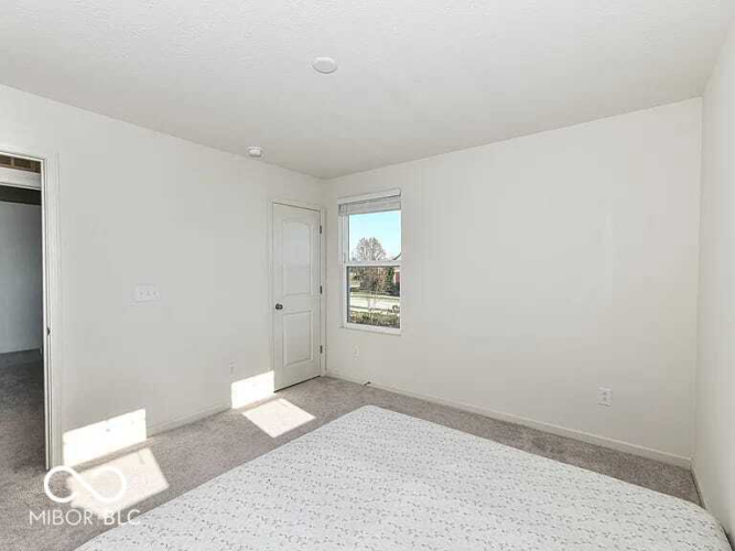 Listing Image 30
