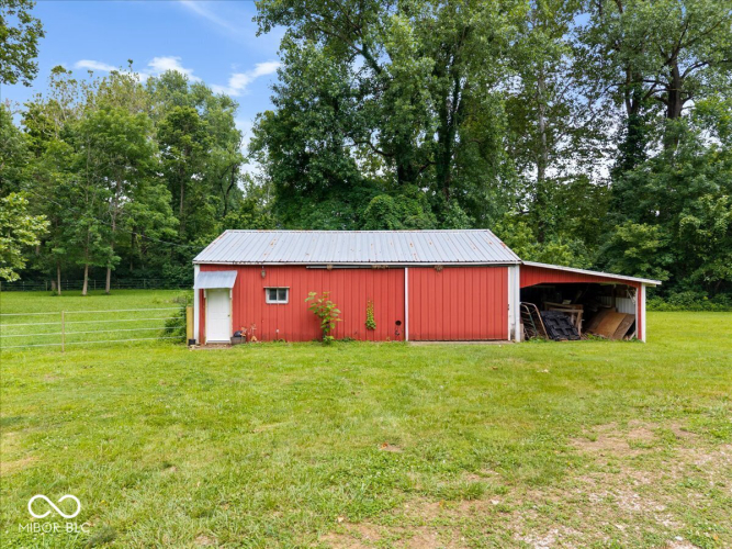 Listing Image 40