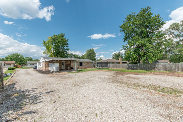 Listing Image 24