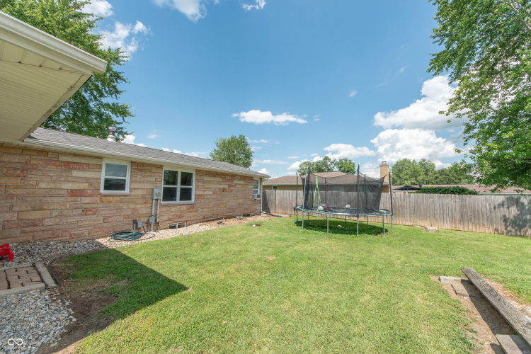 Listing Image 27