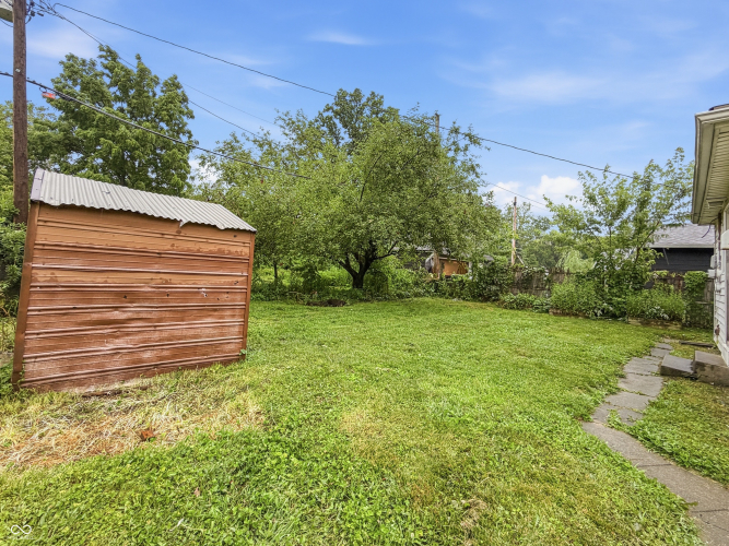 Listing Image 8