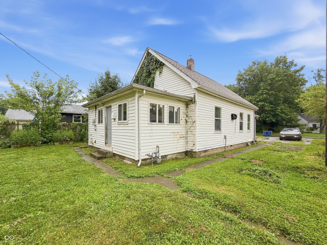 Listing Image 9