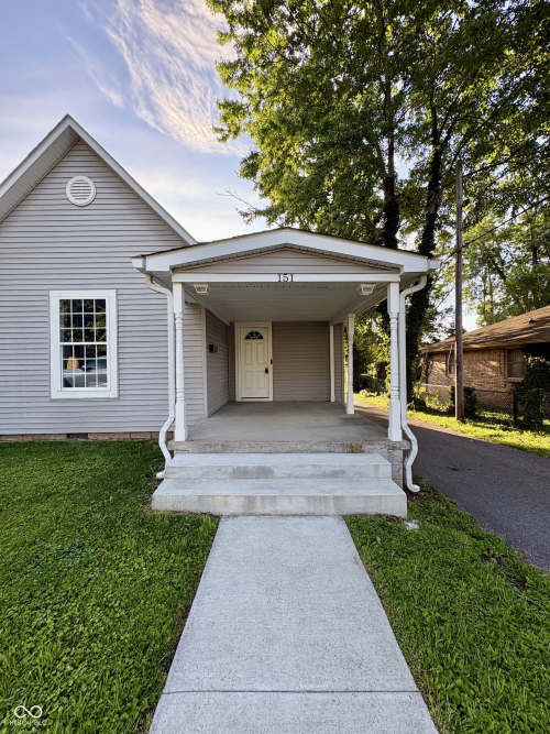 Listing Image 3