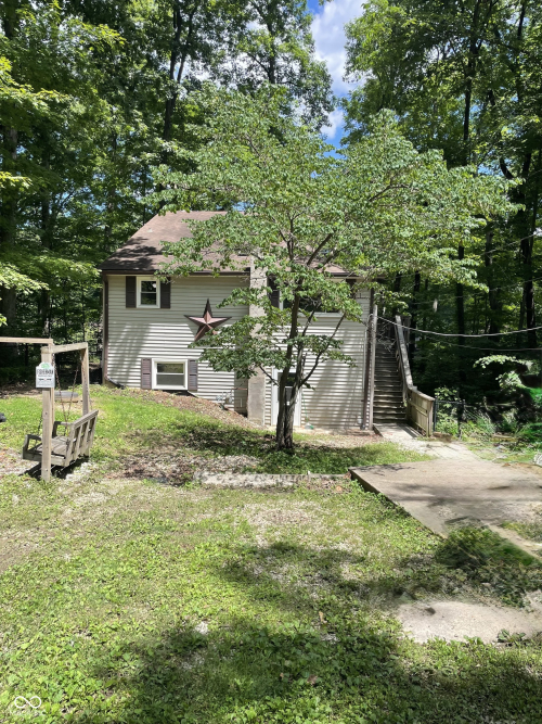 Listing Image 4
