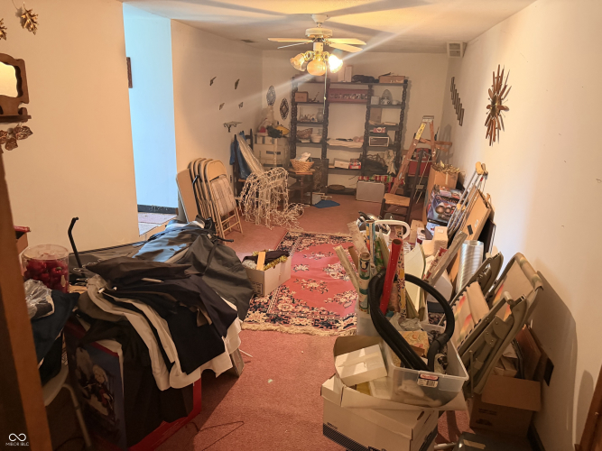 Listing Image 38