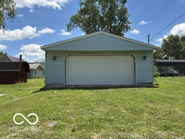 Listing Image 6