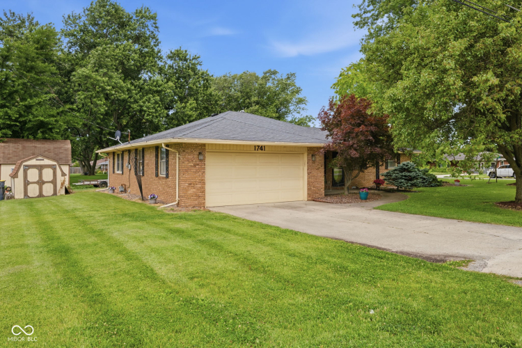 Listing Image 22